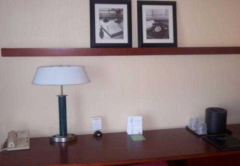 คอร์ตยาร์ด มินนิอาโพลิส เซนต์พอล แอร์พอร์ต Hotel Mendota Heights ห้อง รูปภาพ
